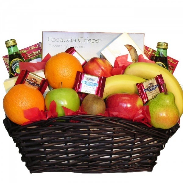 classic-fruit-gourmet-gift-basket